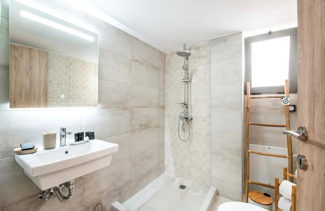 Eleusis Suites Α Exteriér fotografie